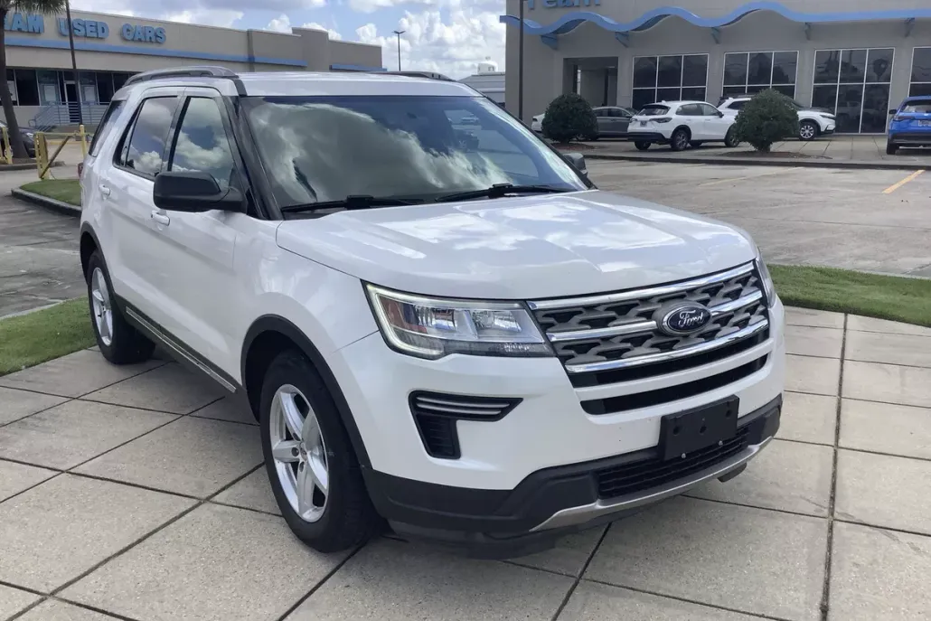 2018 Ford Explorer XLT photo 1