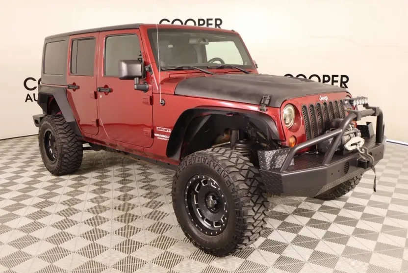 2013 Jeep Wrangler Unlimited Sport photo 1
