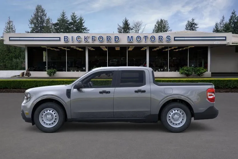 2025 Ford Maverick XL photo 1