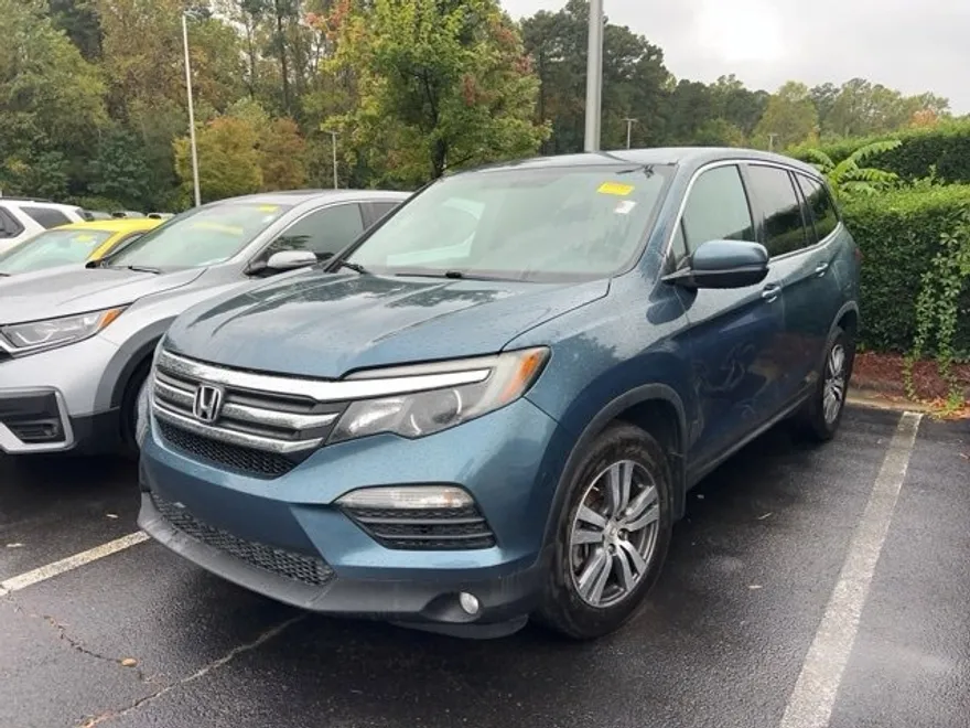 2016 Honda Pilot EX photo 1