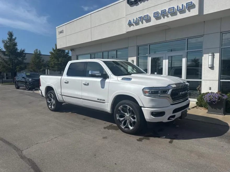 2024 Ram 1500 Limited photo 1