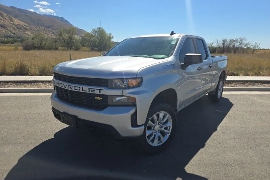 2021 Chevrolet Silverado 1500 Custom photo 1