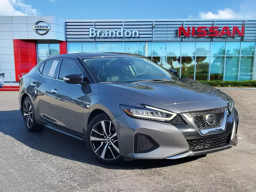 2022 Nissan Maxima SV photo 1