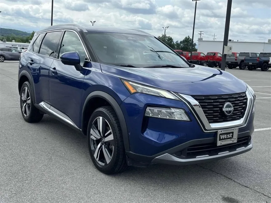 2023 Nissan Rogue SL photo 1