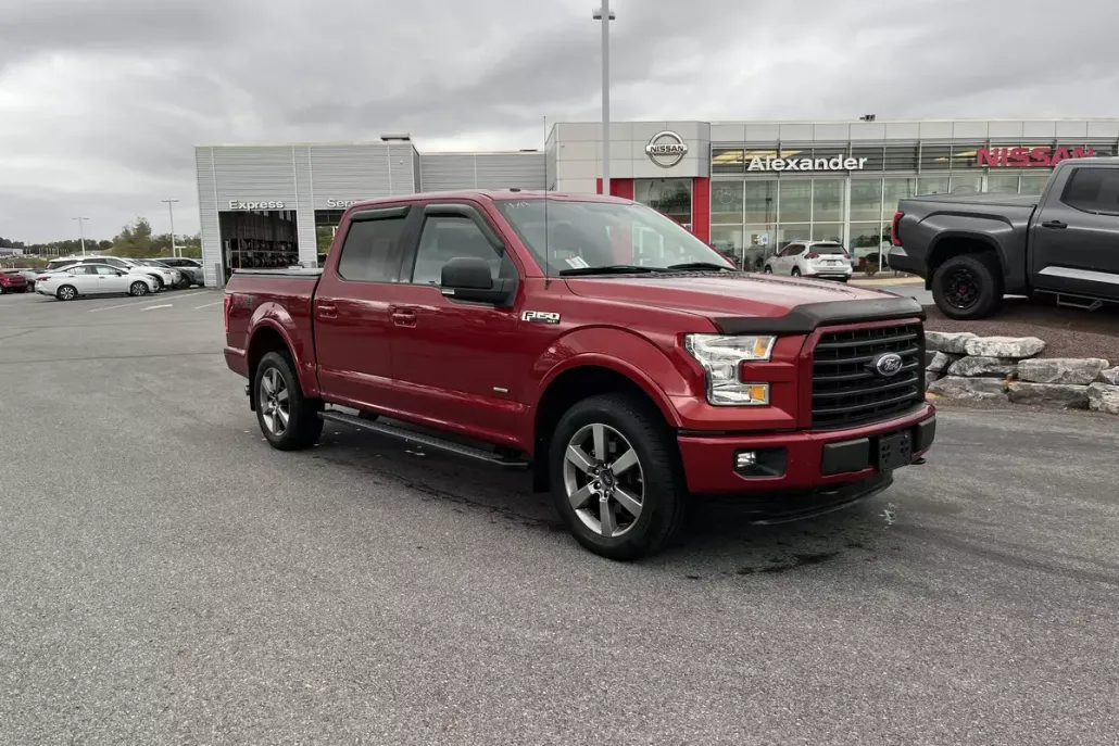 2015 Ford F-150 XLT photo 1
