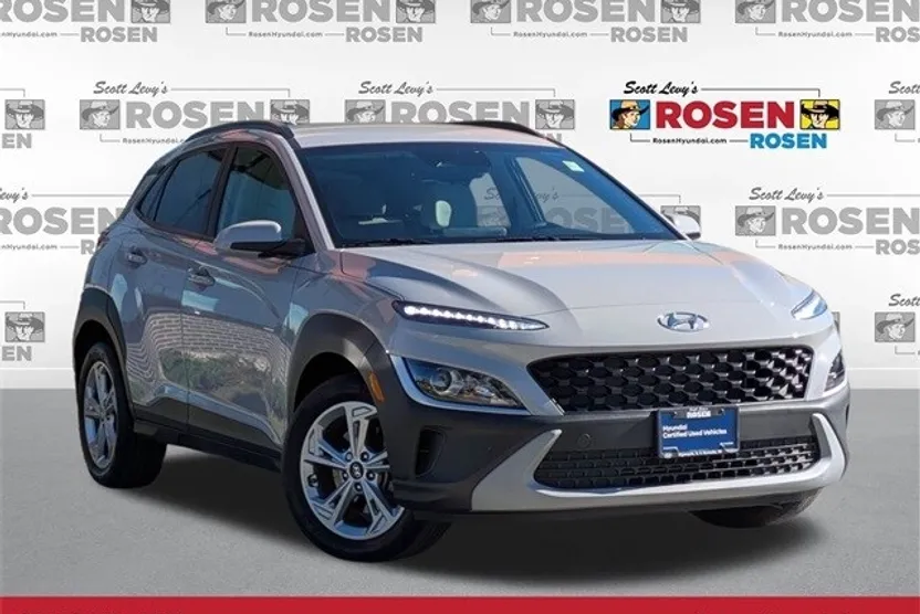 2023 Hyundai Kona SEL photo 1