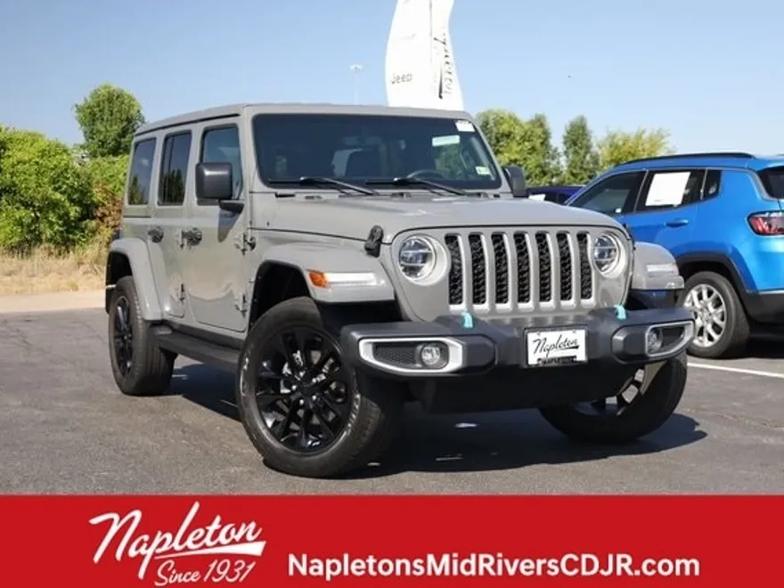 2022 Jeep Wrangler Unlimited 4xe Sahara photo 1