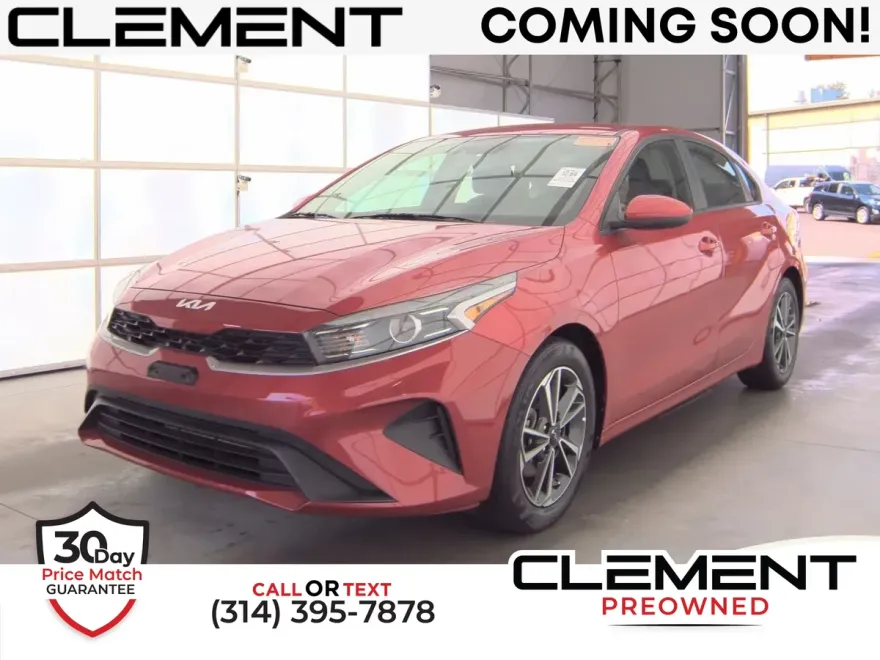 2022 Kia Forte LXS photo 1