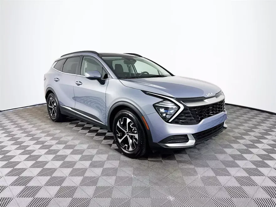 2025 Kia Sportage EX photo 1