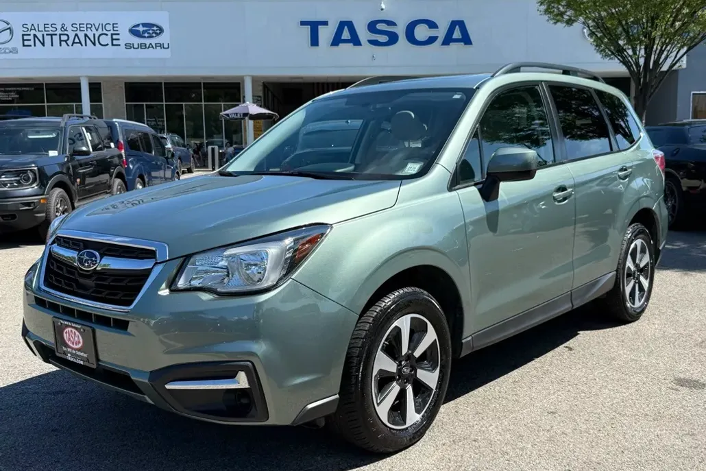 2018 Subaru Forester 2.5i Premium photo 1