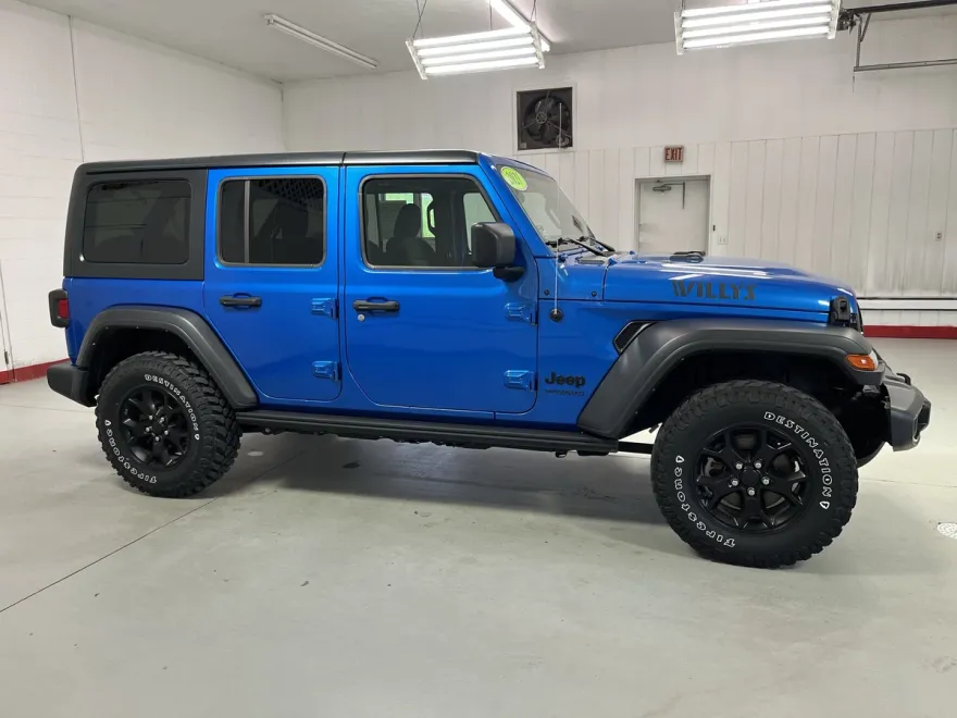 2021 Jeep Wrangler Unlimited Willys photo 1