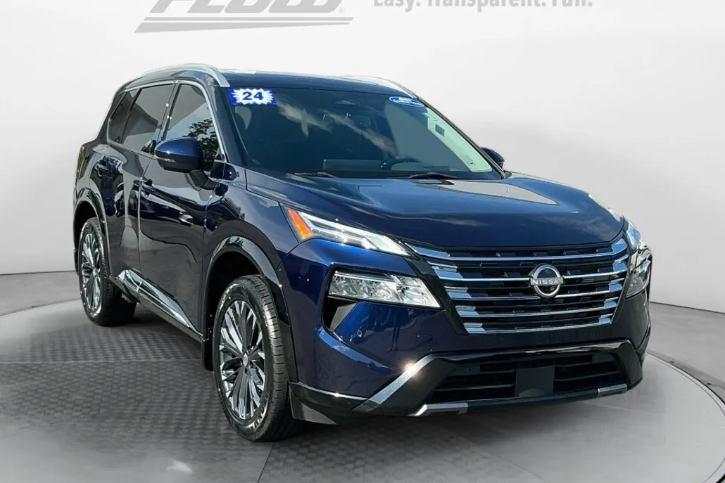 2024 Nissan Rogue Platinum photo 1