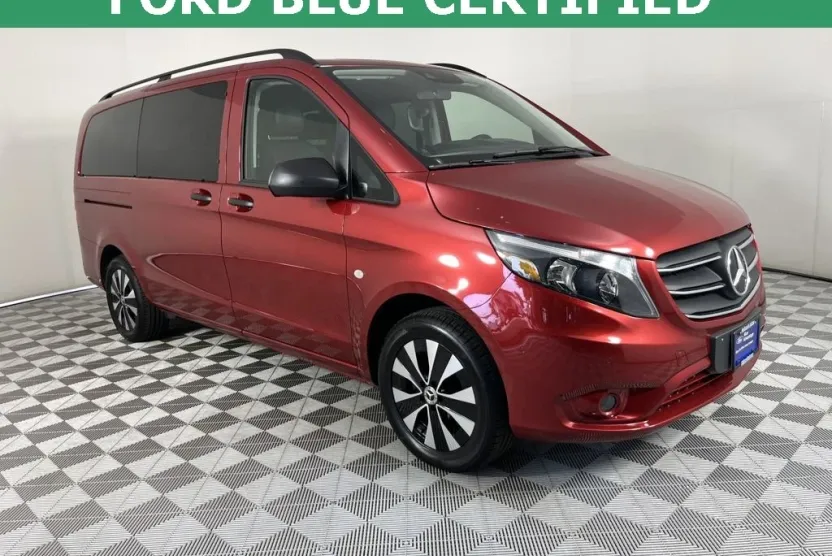 2023 Mercedes Benz Metris Passenger Van photo 1