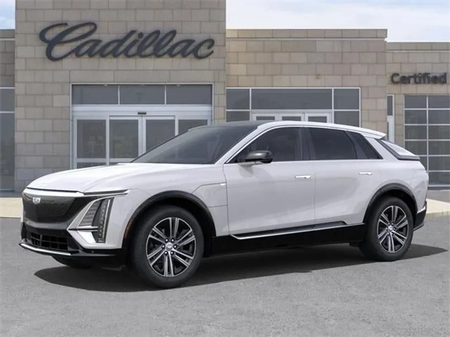 2025 Cadillac Lyriq Luxury photo 1
