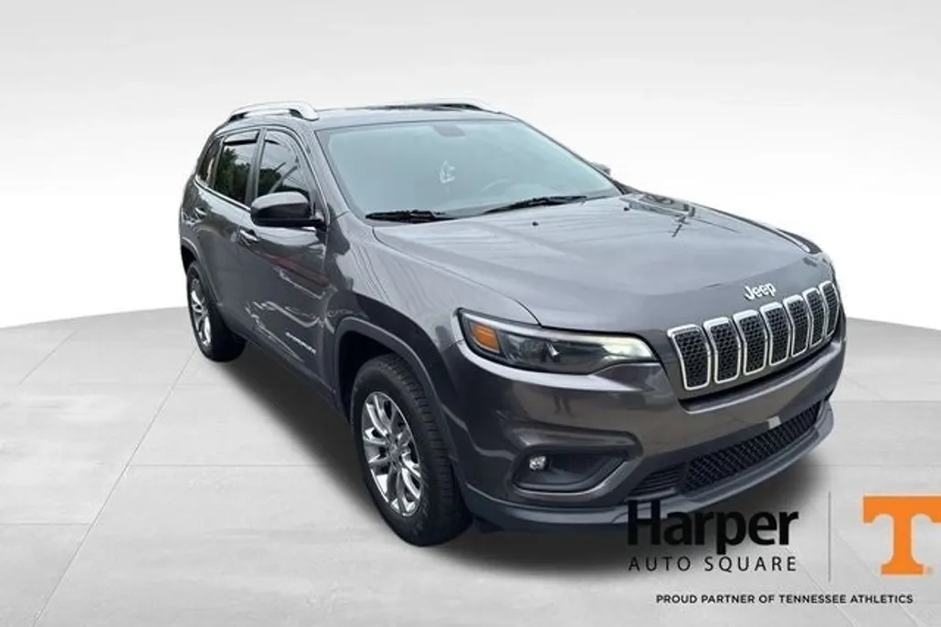 2019 Jeep Cherokee Latitude photo 1
