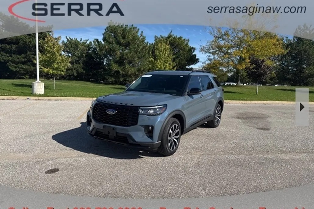 2025 Ford Explorer ST-Line photo 1