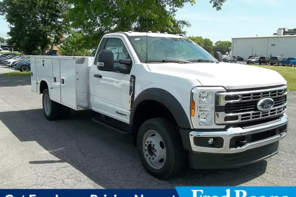 2024 Ford F-550 XL photo 1