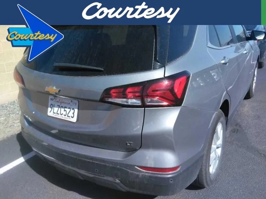 2024 Chevrolet Equinox LT photo 1