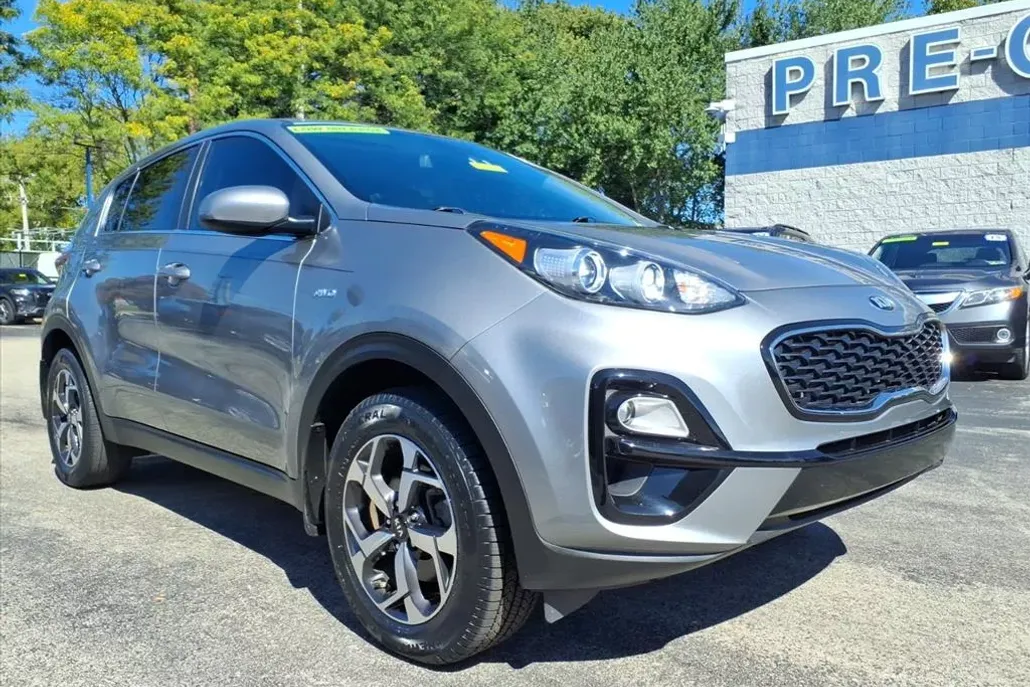 2020 Kia Sportage LX photo 1