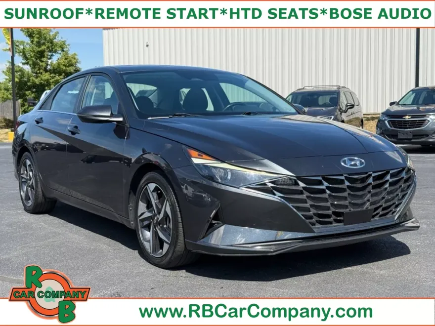 2021 Hyundai Elantra SEL photo 1