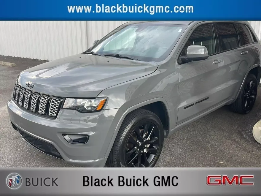 2019 Jeep Grand Cherokee Altitude photo 1