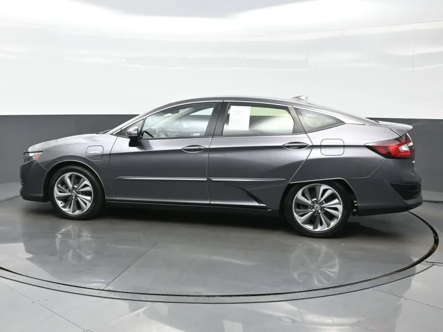 2018 Honda Clarity Plug-In Hybrid photo 1