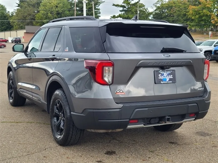 2023 Ford Explorer Timberline photo 1
