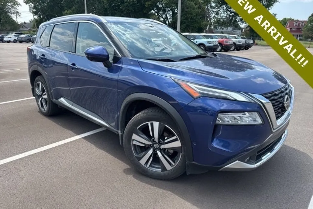 2021 Nissan Rogue Platinum photo 1