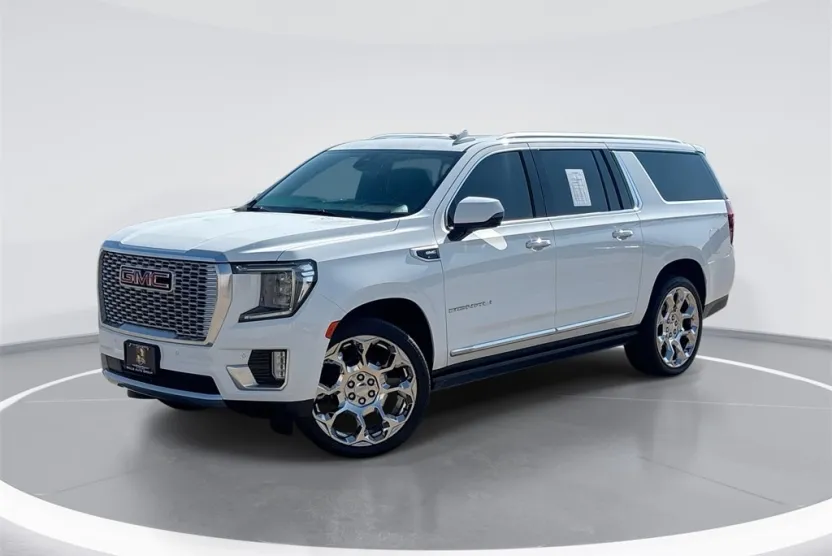 2021 Gmc Yukon XL Denali photo 1