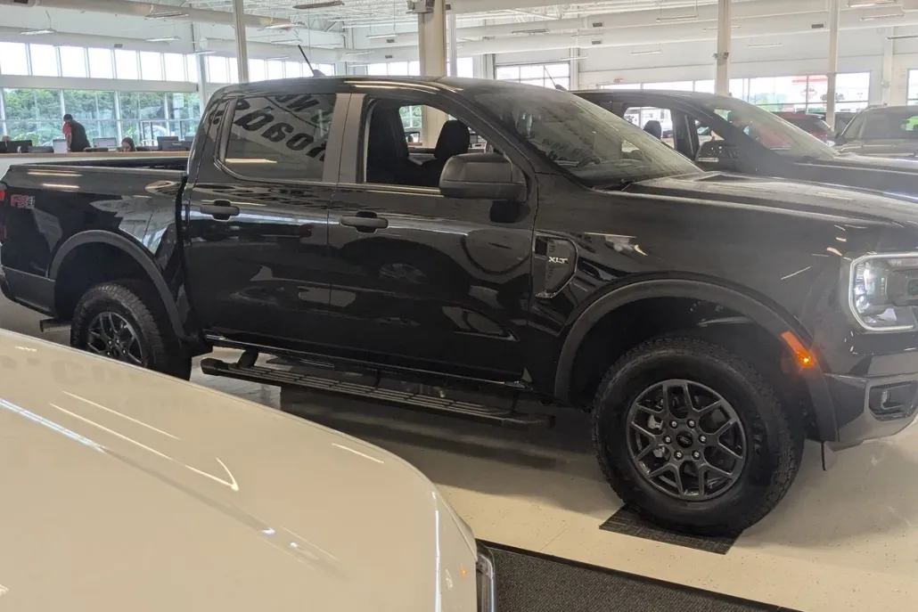 2025 Ford Ranger XLT photo 1