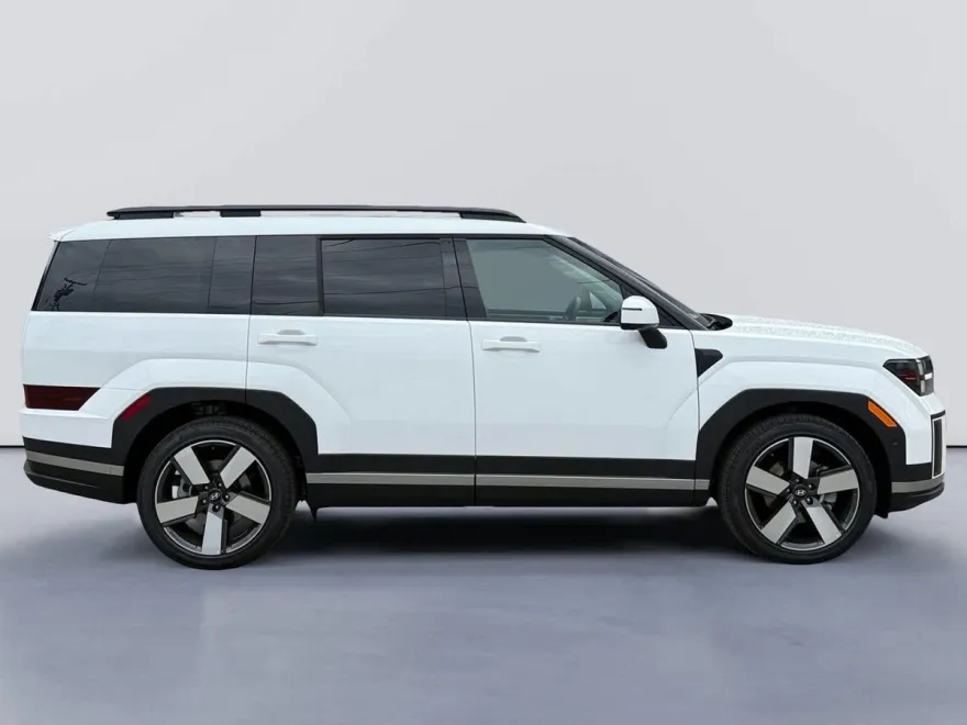 2025 Hyundai Santa Fe Limited photo 1