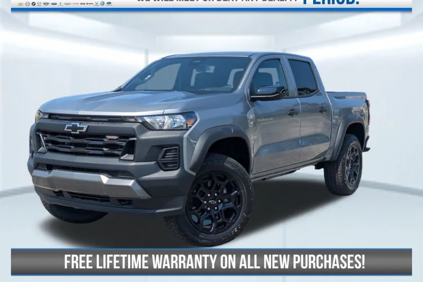 2026 Chevrolet Colorado Trail Boss photo 1
