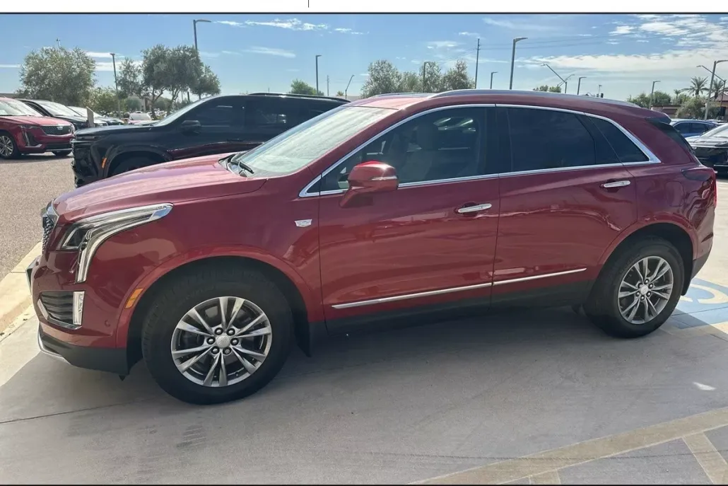 2023 Cadillac XT5 Premium Luxury photo 1