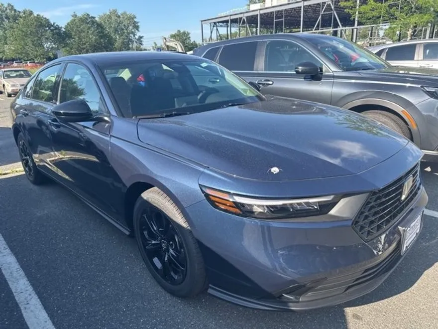 2025 Honda Accord SE photo 1