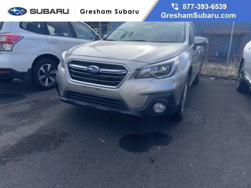 2018 Subaru Outback 2.5i Premium photo 1