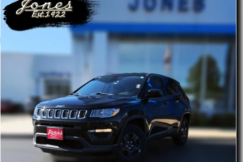 2018 Jeep Compass Sport photo 1