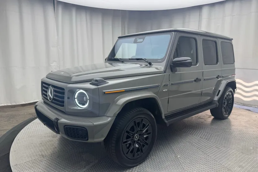 2025 Mercedes Benz G photo 1