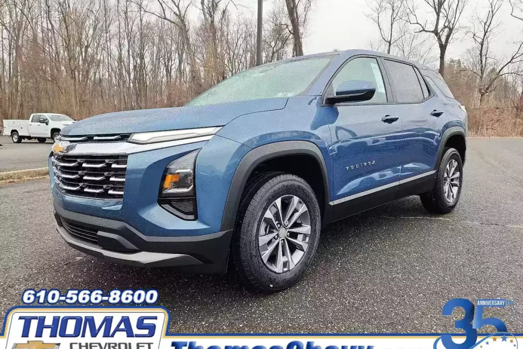 2025 Chevrolet Equinox LT photo 1