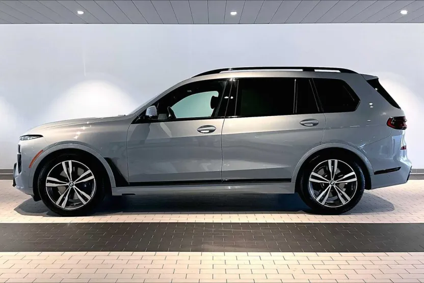 2023 Bmw X7 xDrive40i photo 1