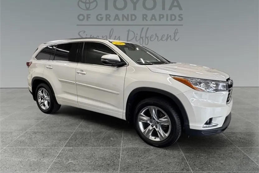 2016 Toyota Highlander Limited Platinum photo 1
