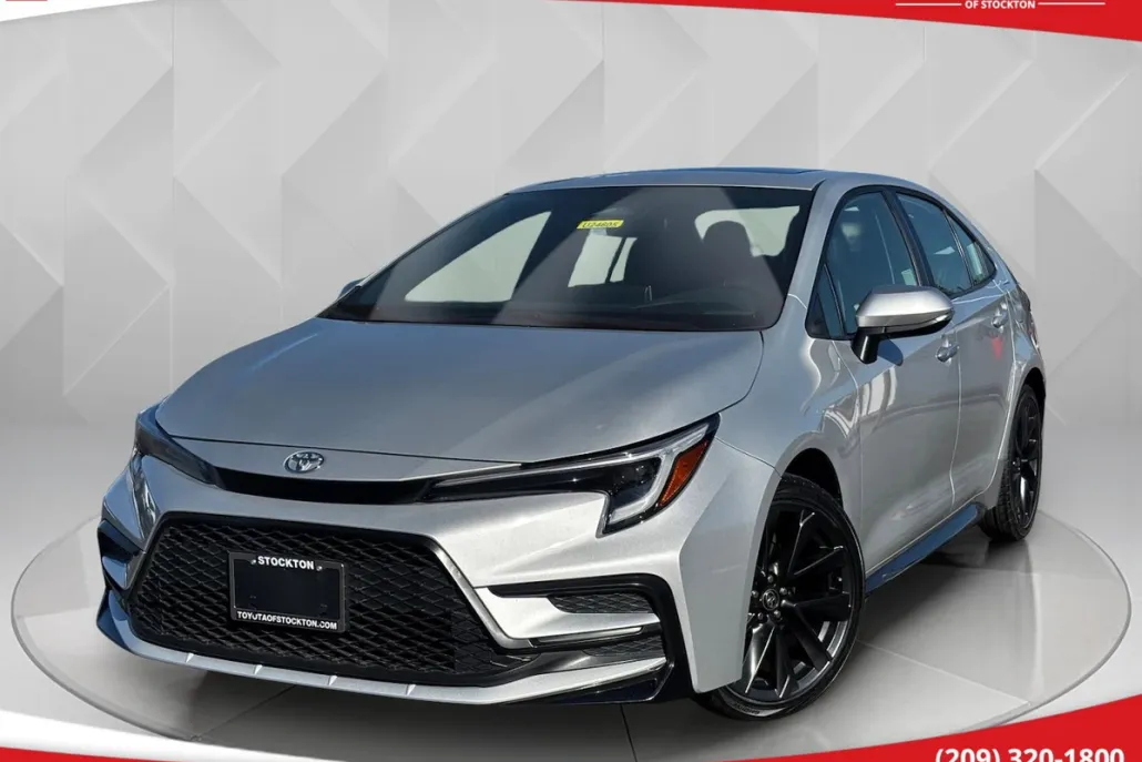 2023 Toyota Corolla XSE photo 1