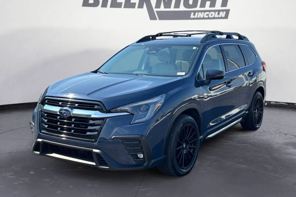 2023 Subaru Ascent Limited photo 1