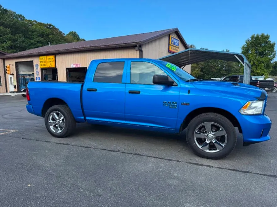 2022 Ram 1500 Classic Tradesman photo 1