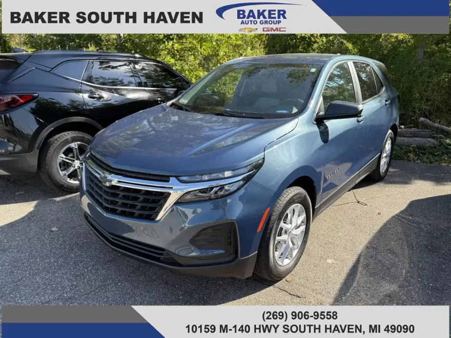 2024 Chevrolet Equinox LS photo 1