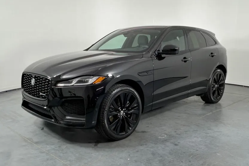 2025 Jaguar F-PACE P400 R-Dynamic S photo 1