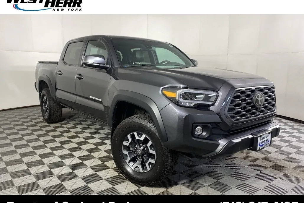 2023 Toyota Tacoma TRD Off-Road V6 photo 1