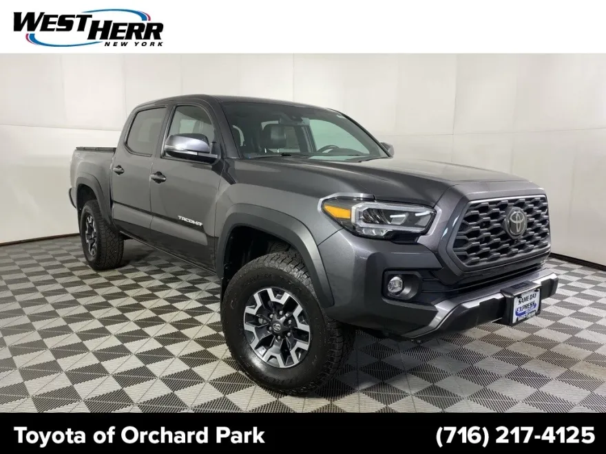 2023 Toyota Tacoma TRD Off-Road V6 photo 1
