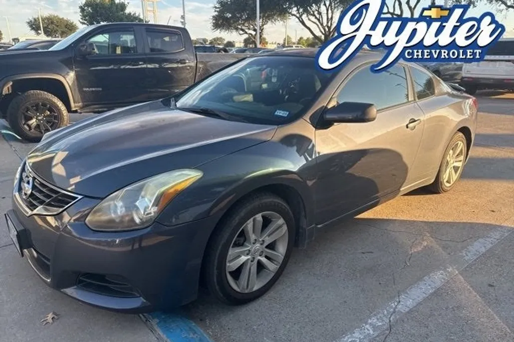 2012 Nissan Altima 2.5 S photo 1
