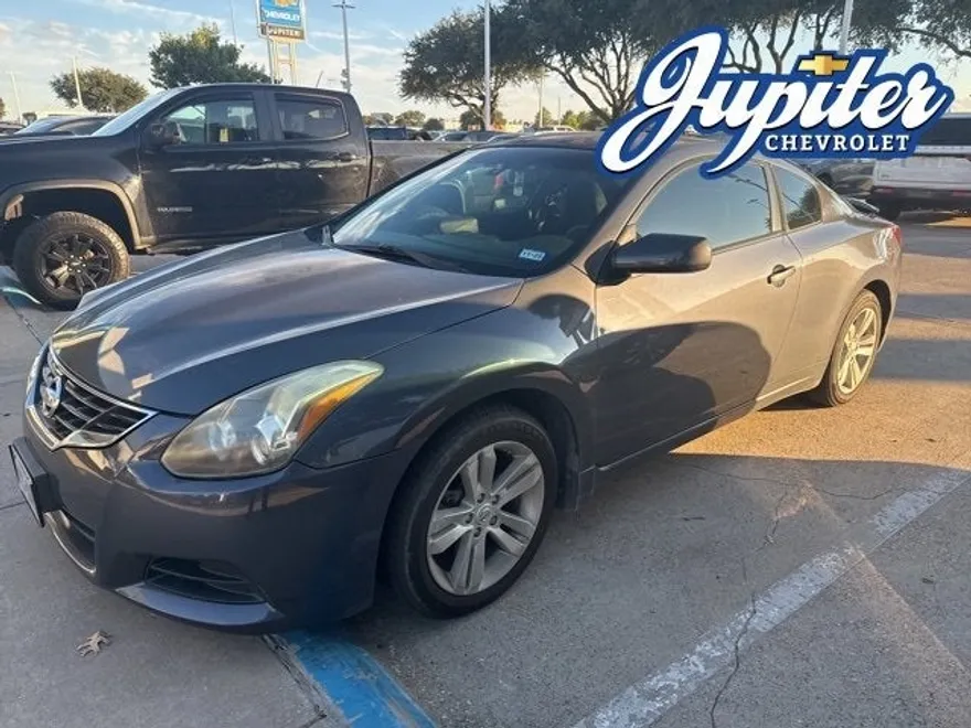 2012 Nissan Altima 2.5 S photo 1