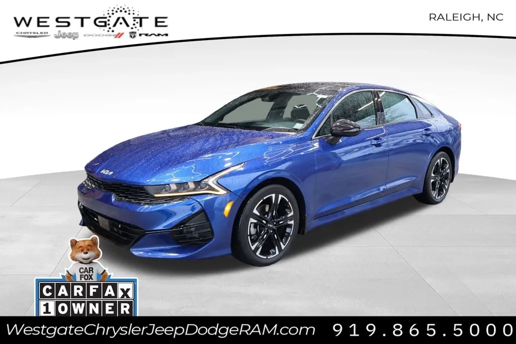 2022 Kia K5 GT-Line photo 1